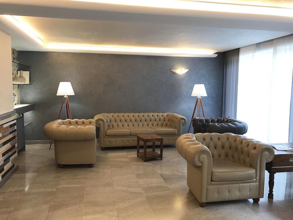 Hotel Europa Padova Luaran gambar