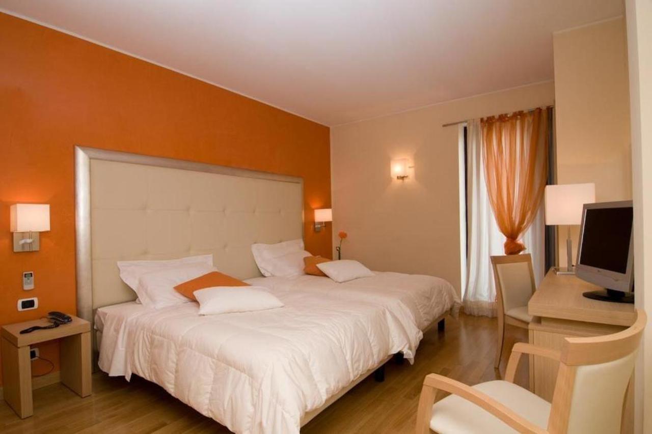 Hotel Europa Padova Luaran gambar