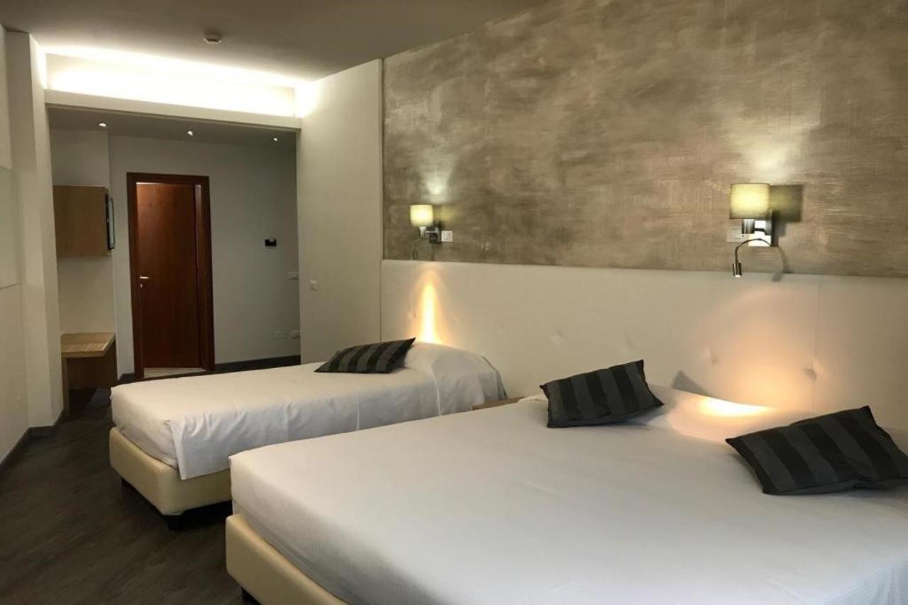 Hotel Europa Padova Luaran gambar